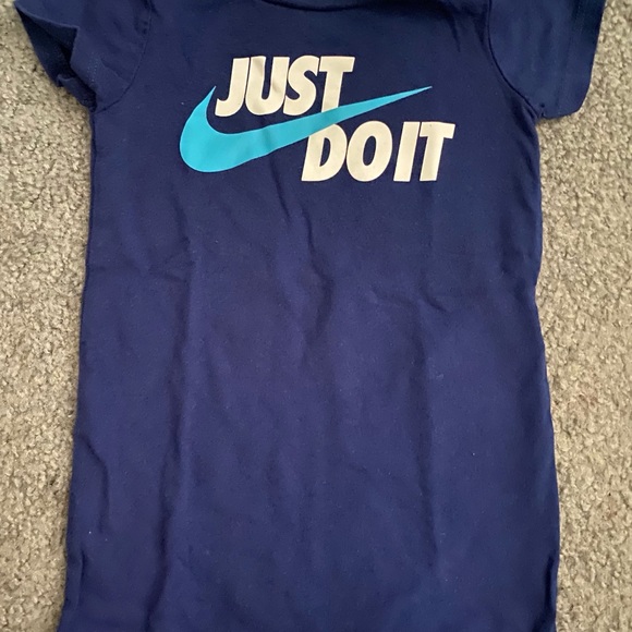 Nike bundle - Picture 2 of 4